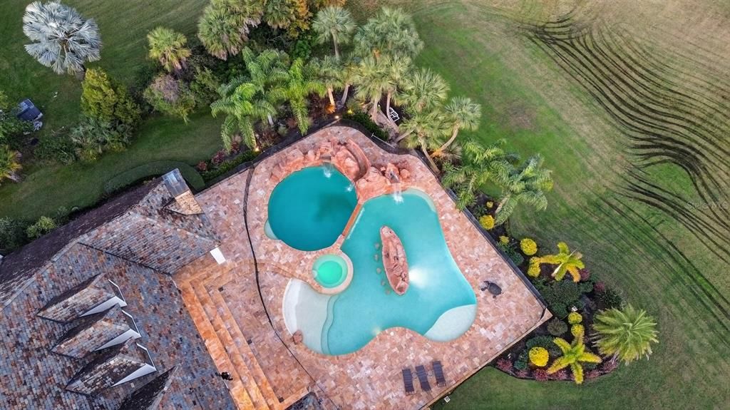 En Venta: $4,200,000 (5 camas, 4 baños, 8334 Pies cuadrados)