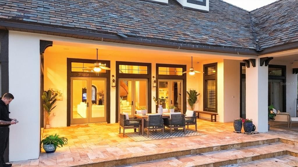 En Venta: $4,200,000 (5 camas, 4 baños, 8334 Pies cuadrados)