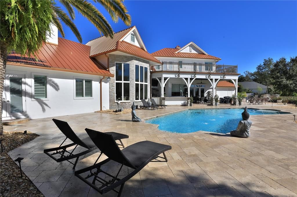 En Venta: $2,864,550 (4 camas, 5 baños, 5876 Pies cuadrados)