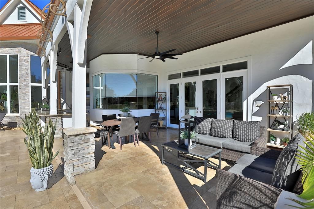 En Venta: $2,864,550 (4 camas, 5 baños, 5876 Pies cuadrados)