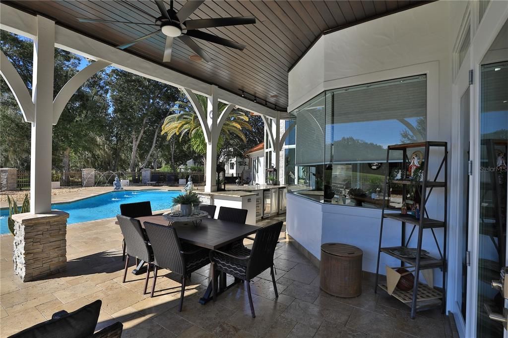 En Venta: $2,864,550 (4 camas, 5 baños, 5876 Pies cuadrados)