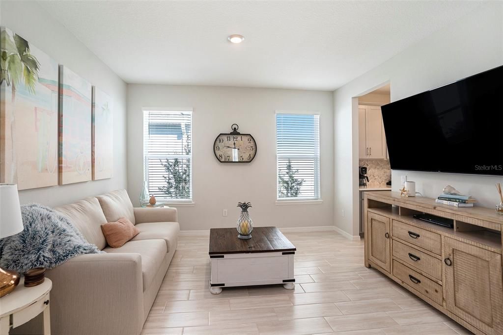 For Sale: $475,000 (4 beds, 3 baths, 2360 Square Feet)