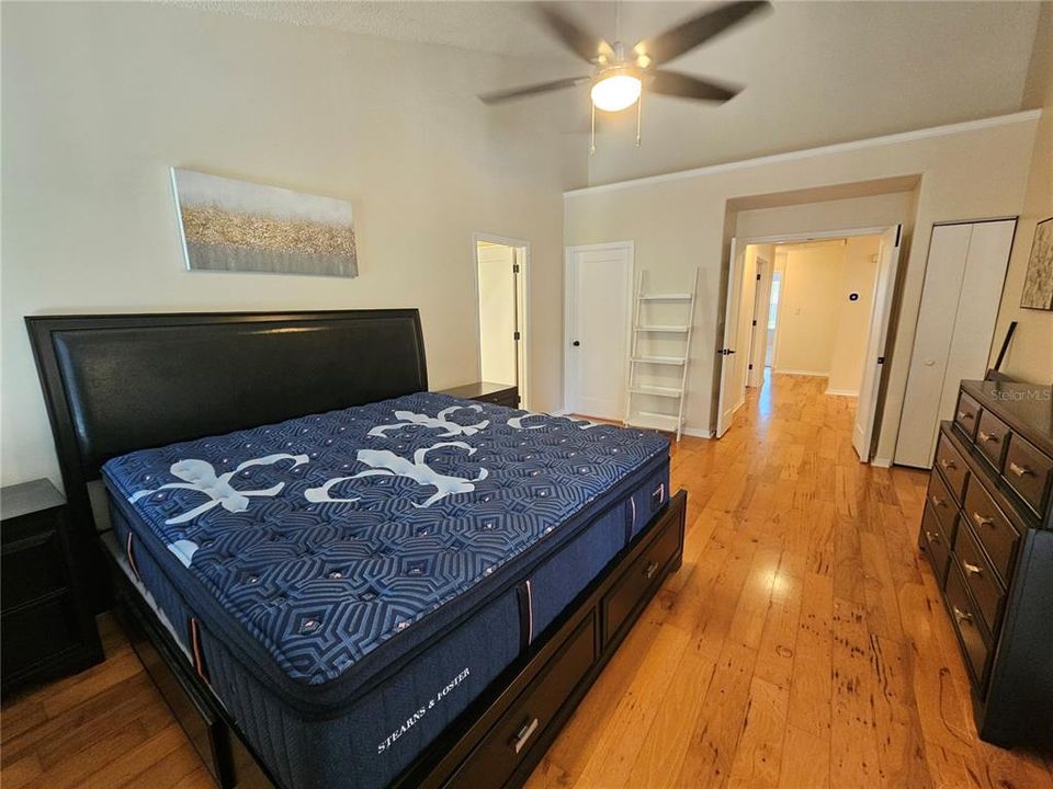 For Rent: $4,000 (4 beds, 2 baths, 2355 Square Feet)