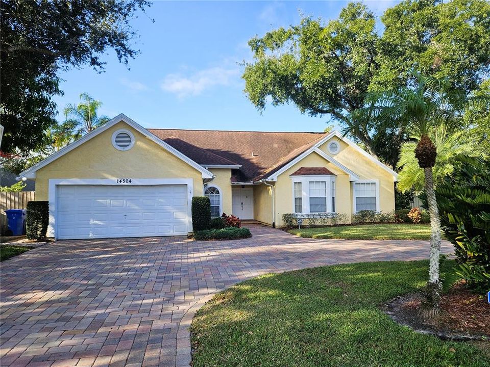 For Rent: $4,000 (4 beds, 2 baths, 2355 Square Feet)