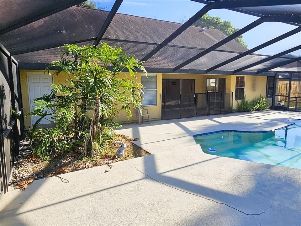 For Rent: $4,000 (4 beds, 2 baths, 2355 Square Feet)