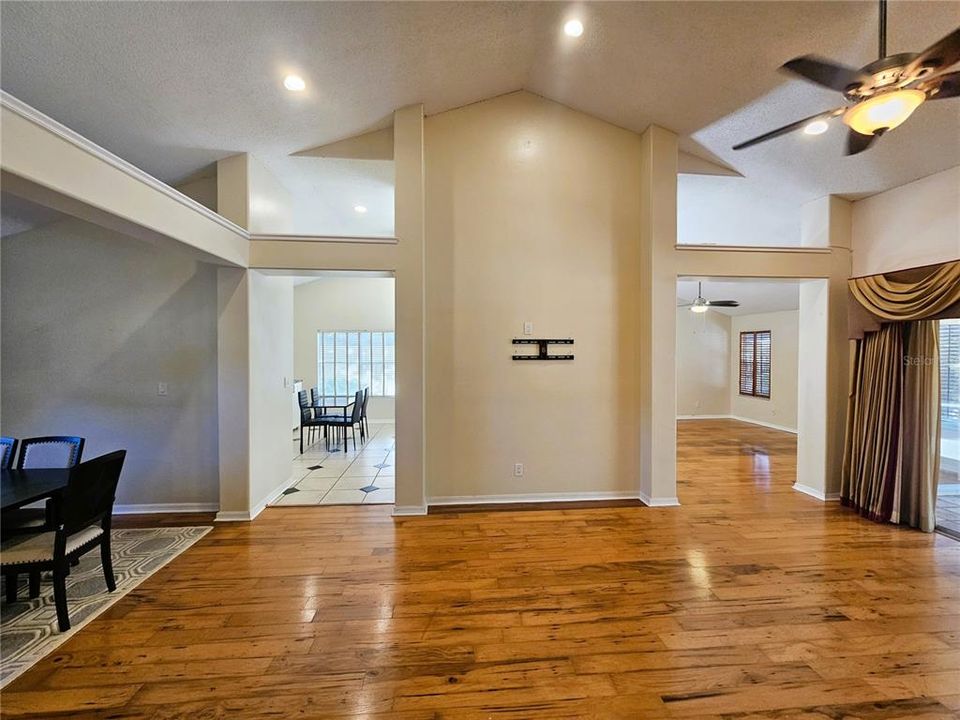 For Rent: $4,000 (4 beds, 2 baths, 2355 Square Feet)