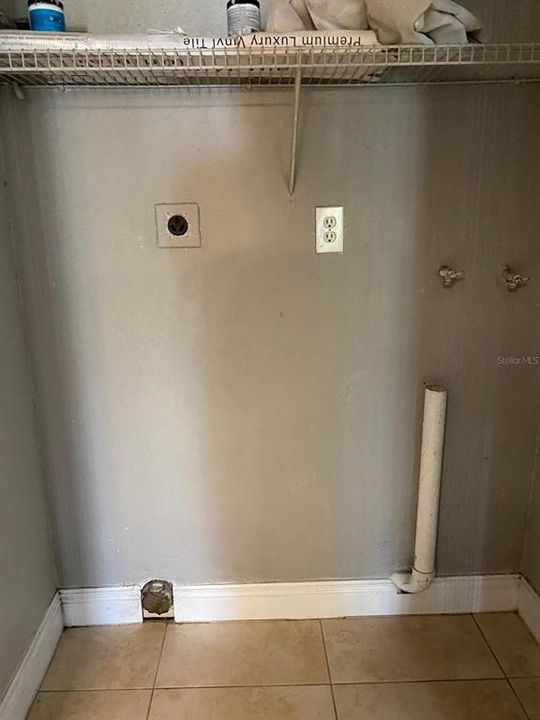 For Rent: $1,500 (2 beds, 2 baths, 976 Square Feet)