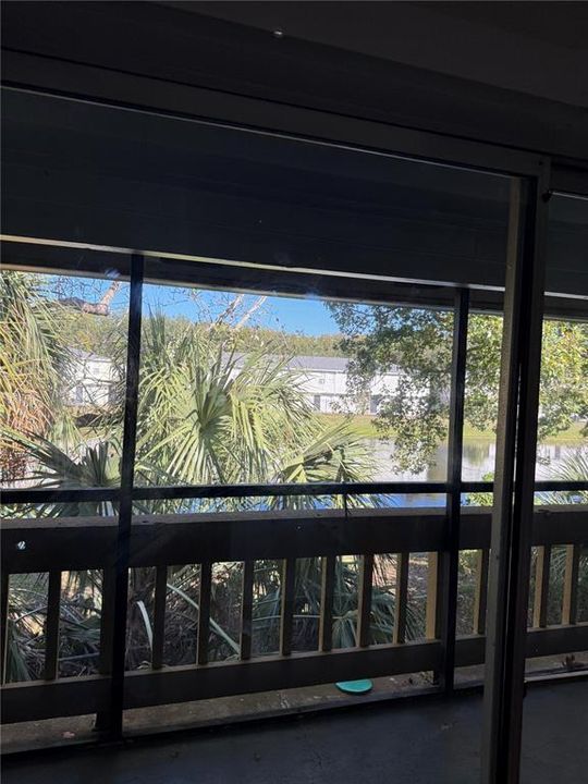 For Rent: $1,500 (2 beds, 2 baths, 976 Square Feet)