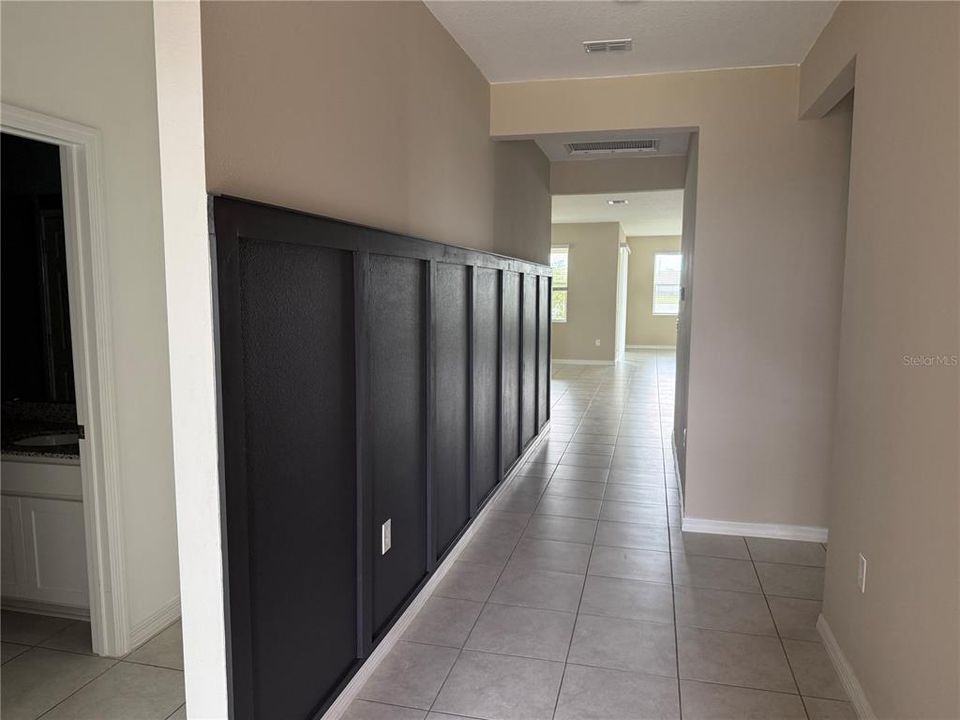 For Rent: $2,350 (4 beds, 3 baths, 2185 Square Feet)