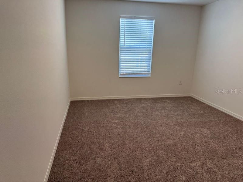 For Rent: $2,650 (4 beds, 2 baths, 2320 Square Feet)