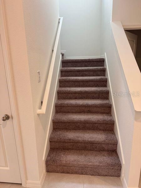 For Rent: $2,650 (4 beds, 2 baths, 2320 Square Feet)