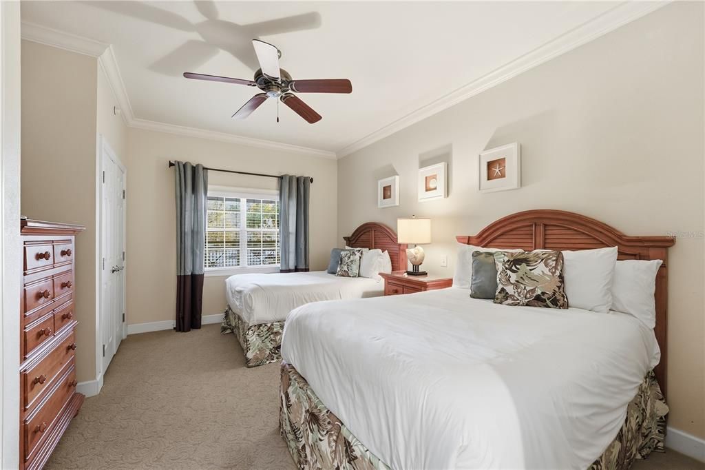 待售: $490,000 (3 贝兹, 3 浴室, 1686 平方英尺)