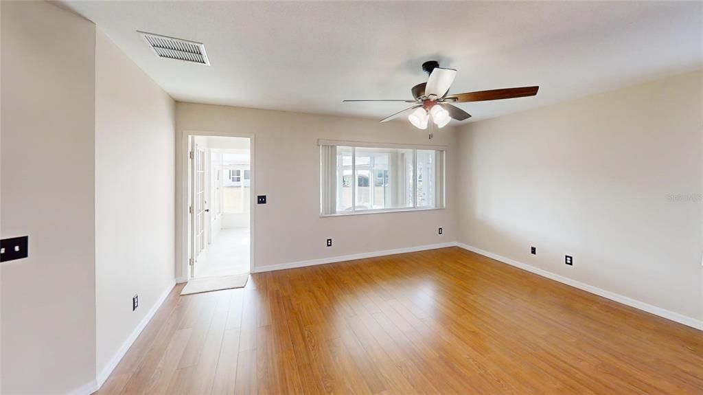 For Rent: $1,950 (2 beds, 2 baths, 1757 Square Feet)