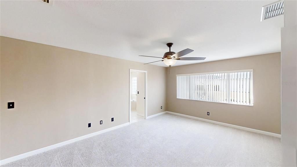 For Rent: $1,950 (2 beds, 2 baths, 1757 Square Feet)