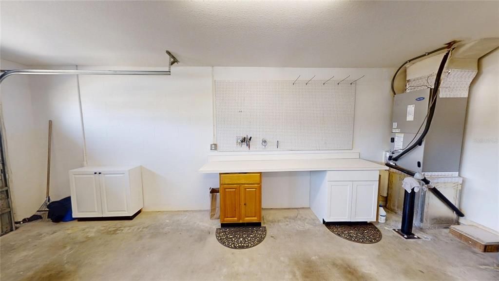 For Rent: $1,950 (2 beds, 2 baths, 1757 Square Feet)