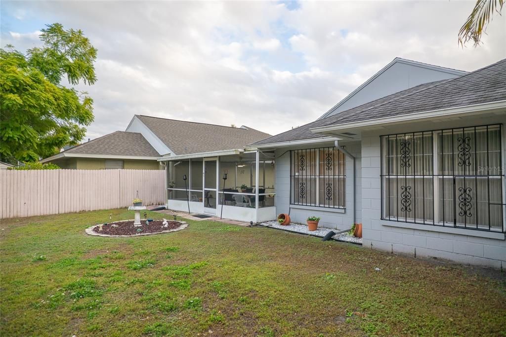 待售: $379,500 (2 贝兹, 2 浴室, 1440 平方英尺)