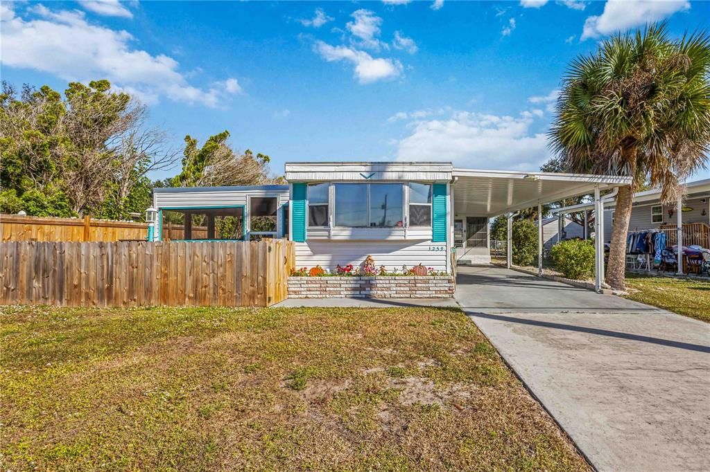 待售: $145,000 (2 贝兹, 1 浴室, 828 平方英尺)