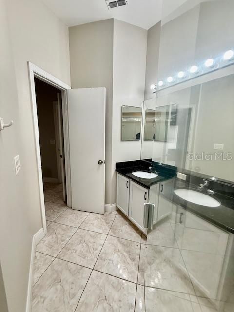 В аренду: $2,299 (3 спален, 2 ванн, 1400 Квадратных фут)