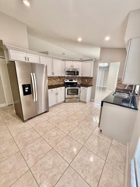 В аренду: $2,299 (3 спален, 2 ванн, 1400 Квадратных фут)