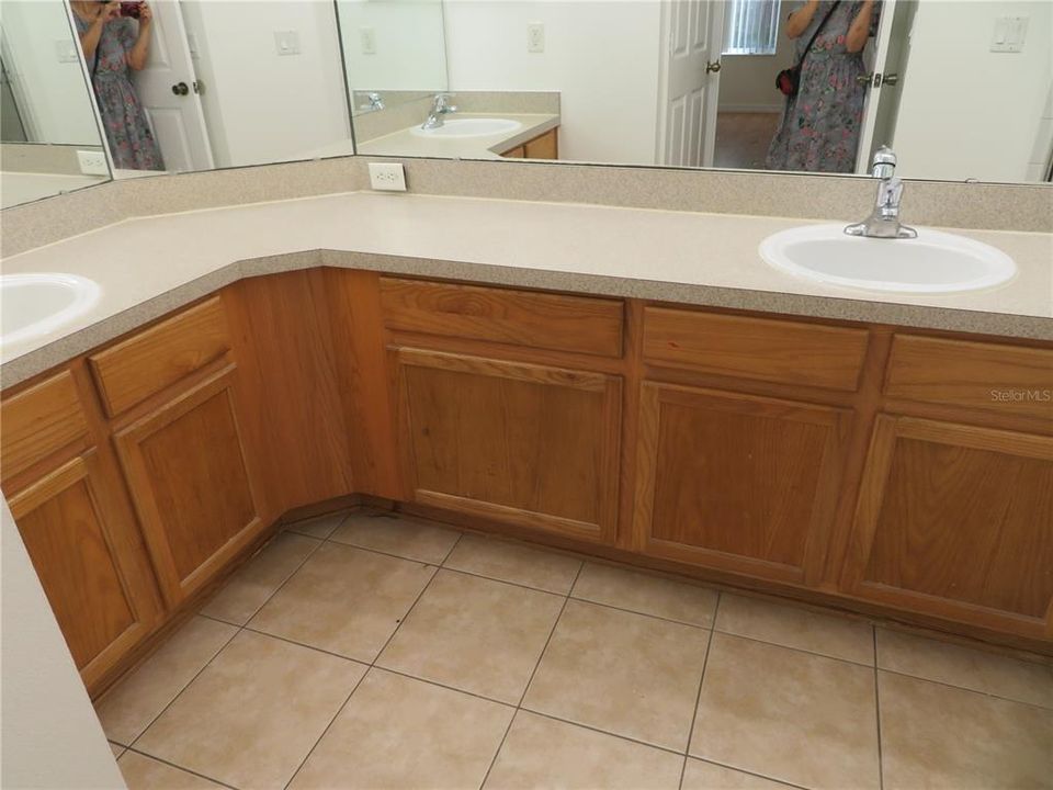 For Rent: $1,795 (3 beds, 2 baths, 1423 Square Feet)