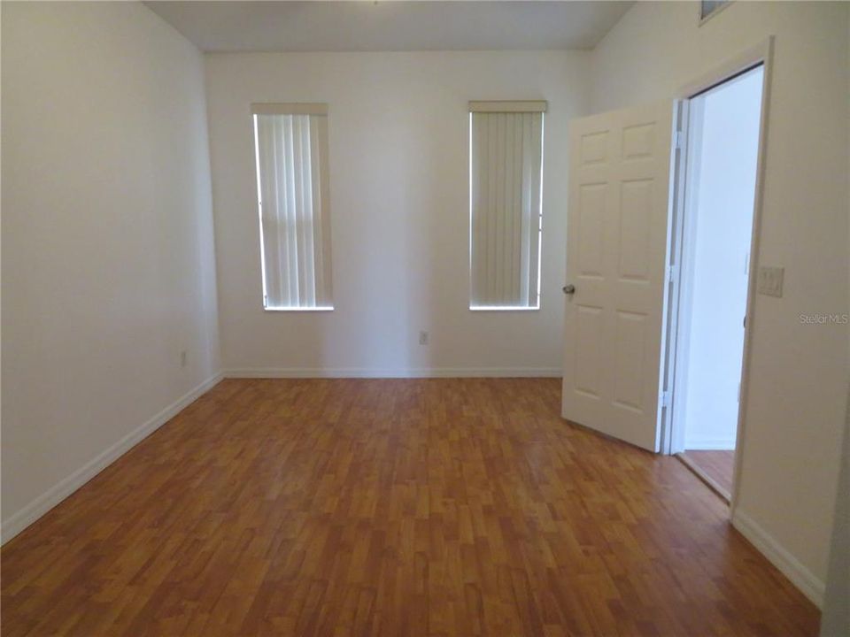 For Rent: $1,795 (3 beds, 2 baths, 1423 Square Feet)