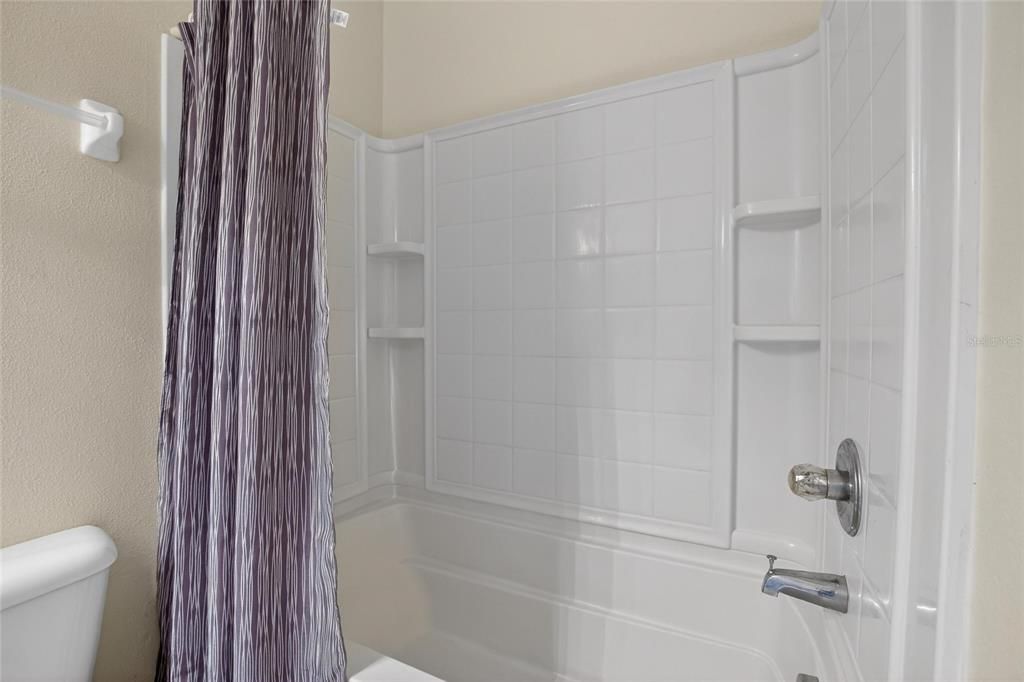 For Sale: $240,000 (2 beds, 2 baths, 1383 Square Feet)