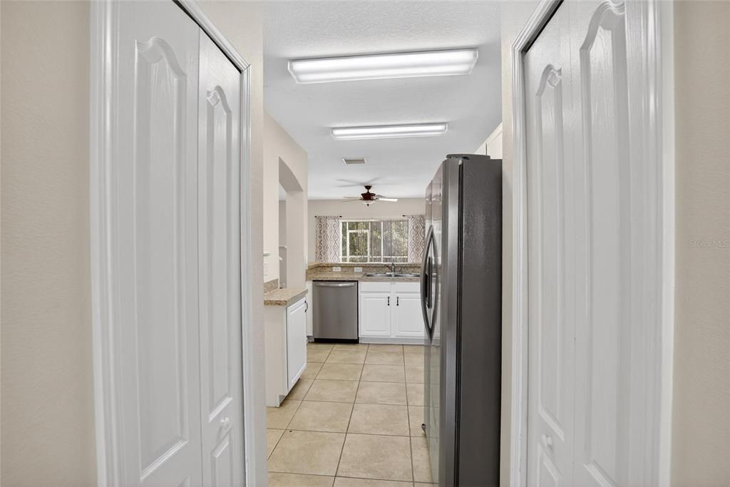 For Sale: $240,000 (2 beds, 2 baths, 1383 Square Feet)