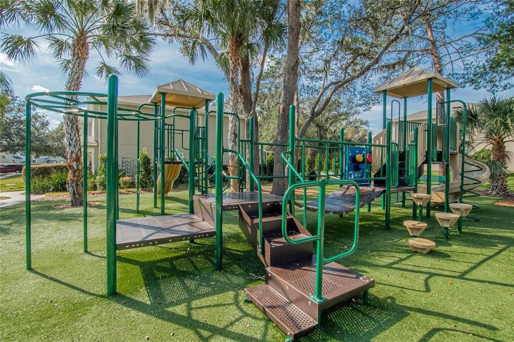 For Sale: $240,000 (2 beds, 2 baths, 1383 Square Feet)