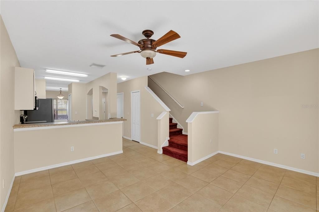 For Sale: $240,000 (2 beds, 2 baths, 1383 Square Feet)