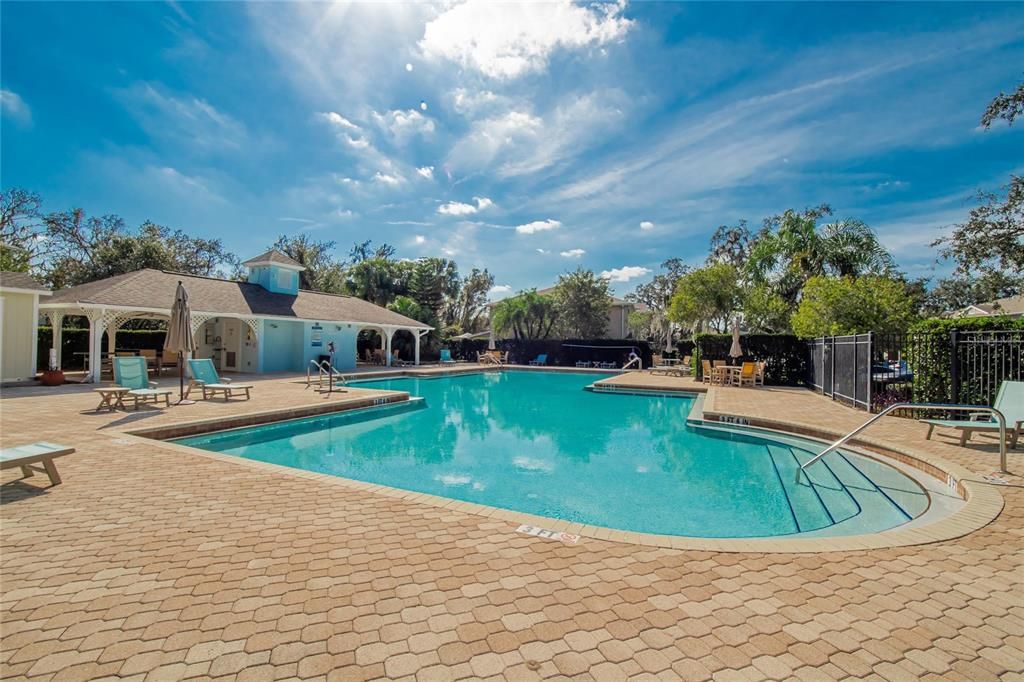 For Sale: $240,000 (2 beds, 2 baths, 1383 Square Feet)