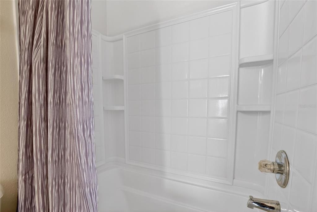 For Sale: $240,000 (2 beds, 2 baths, 1383 Square Feet)