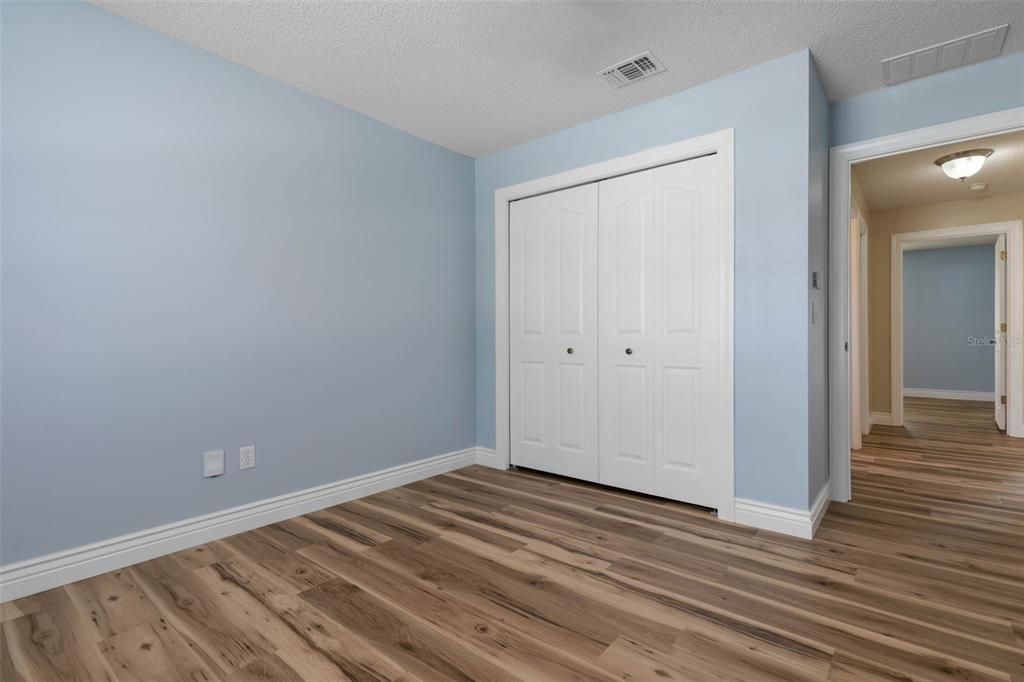 待售: $269,000 (3 贝兹, 2 浴室, 1569 平方英尺)