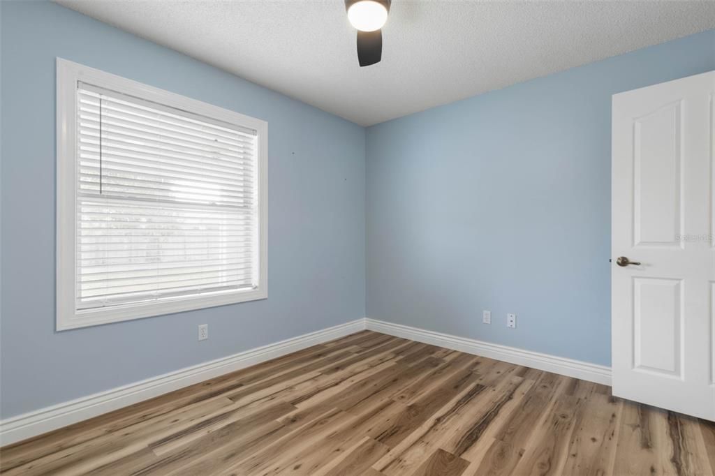 待售: $269,000 (3 贝兹, 2 浴室, 1569 平方英尺)