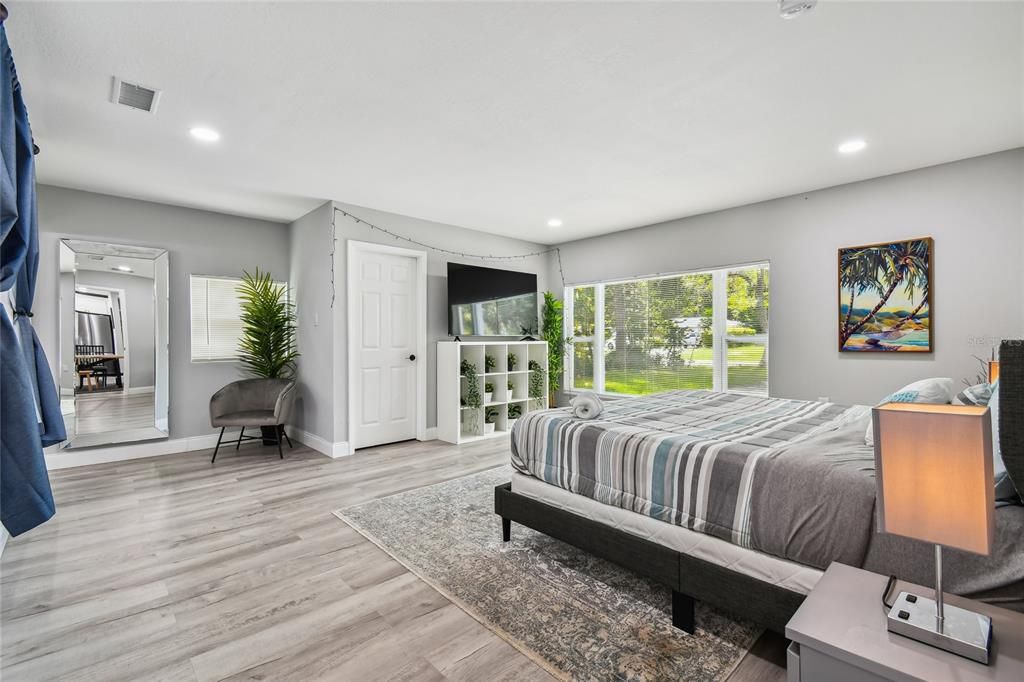 出租: $3,200 (3 贝兹, 2 浴室, 1692 平方英尺)