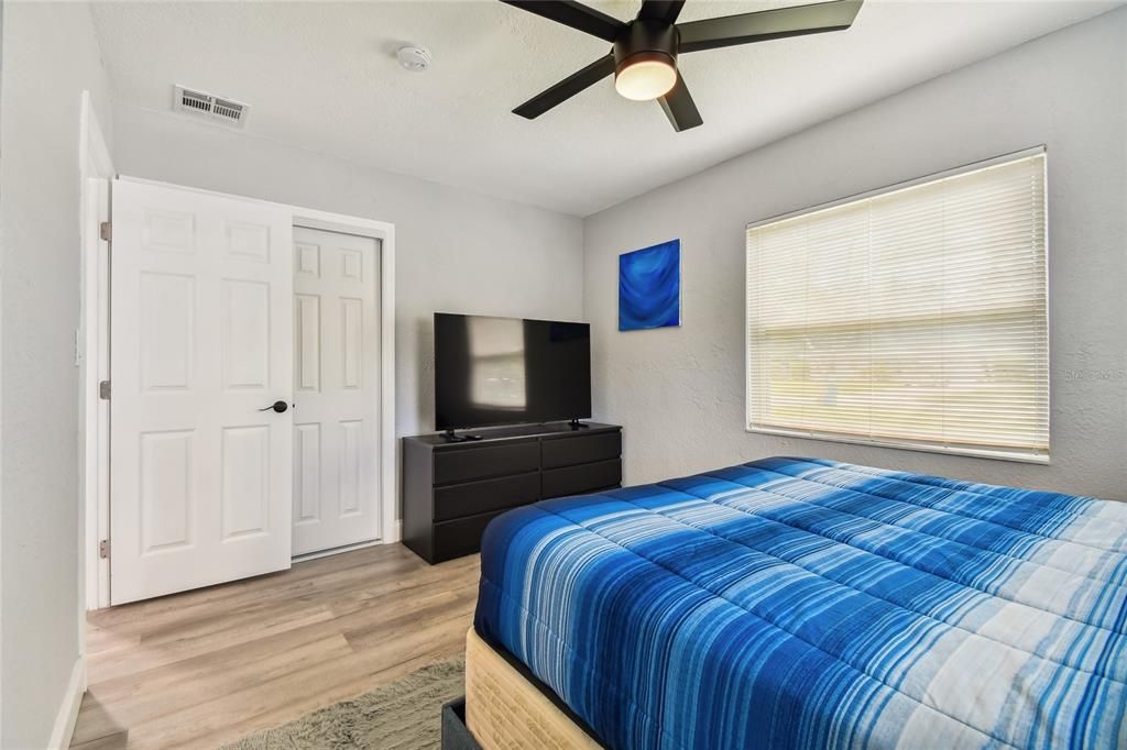 出租: $3,200 (3 贝兹, 2 浴室, 1692 平方英尺)