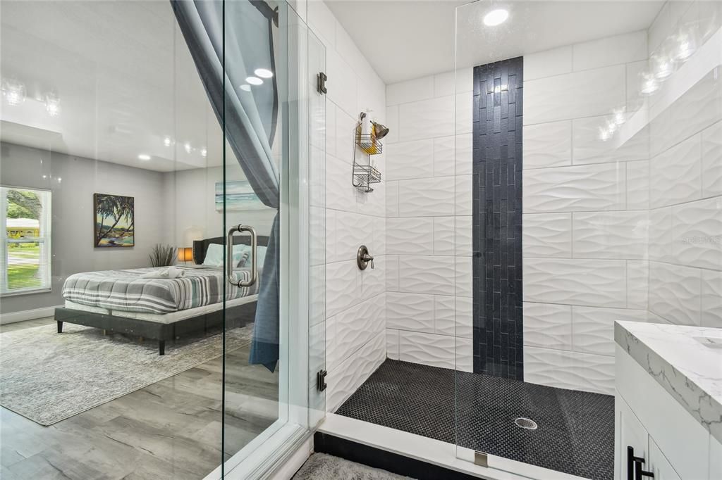 出租: $3,200 (3 贝兹, 2 浴室, 1692 平方英尺)