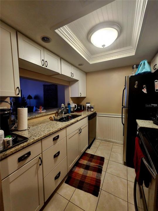 For Rent: $1,450 (1 beds, 1 baths, 775 Square Feet)