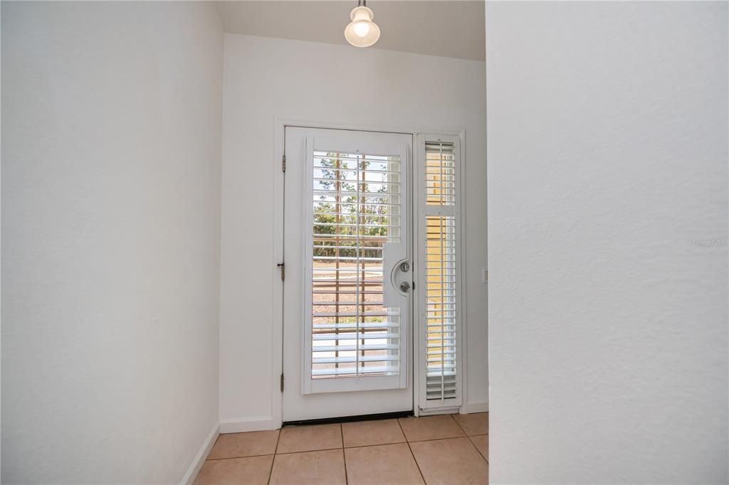 Active With Contract: $239,000 (3 beds, 2 baths, 1302 Square Feet)