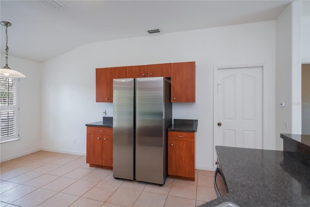 Active With Contract: $239,000 (3 beds, 2 baths, 1302 Square Feet)