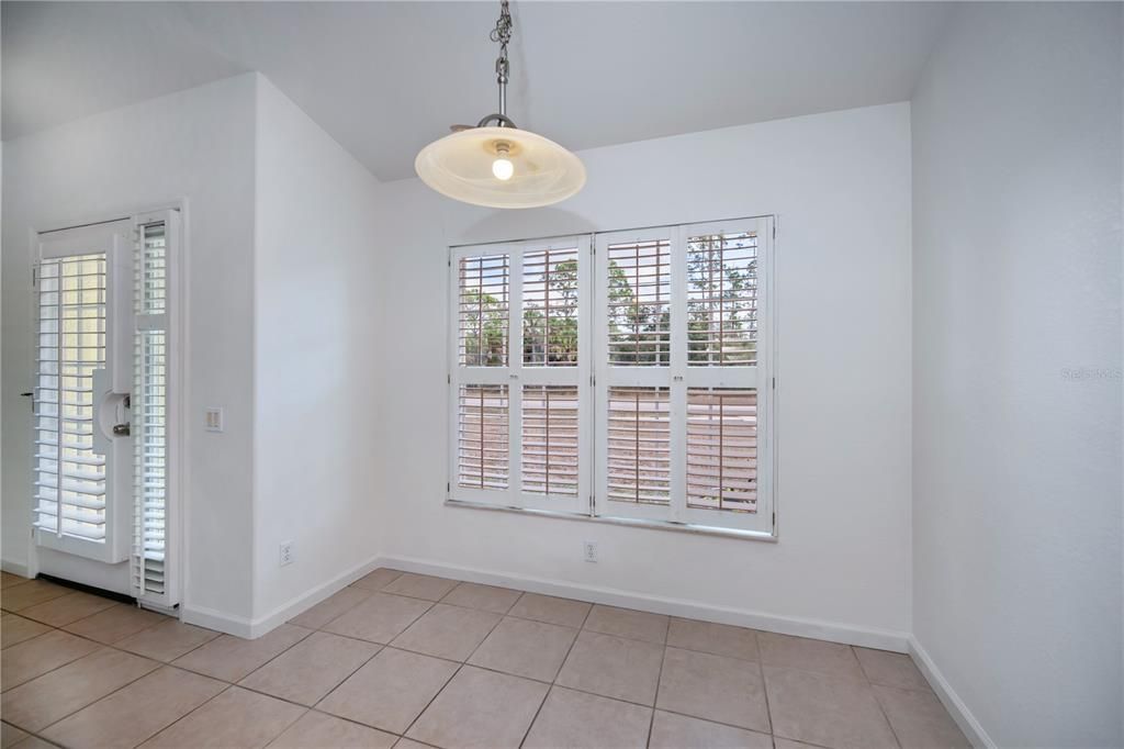 Active With Contract: $239,000 (3 beds, 2 baths, 1302 Square Feet)