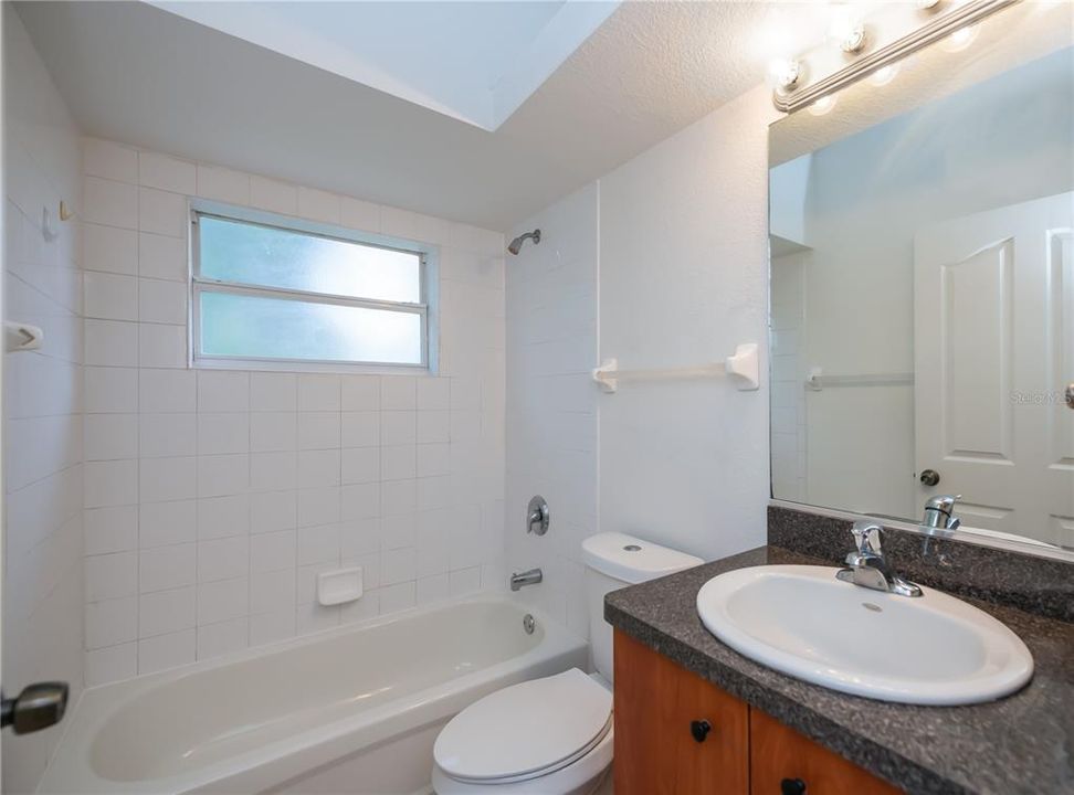 Active With Contract: $239,000 (3 beds, 2 baths, 1302 Square Feet)