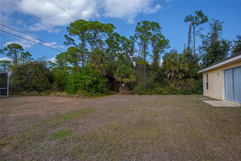 Active With Contract: $239,000 (3 beds, 2 baths, 1302 Square Feet)