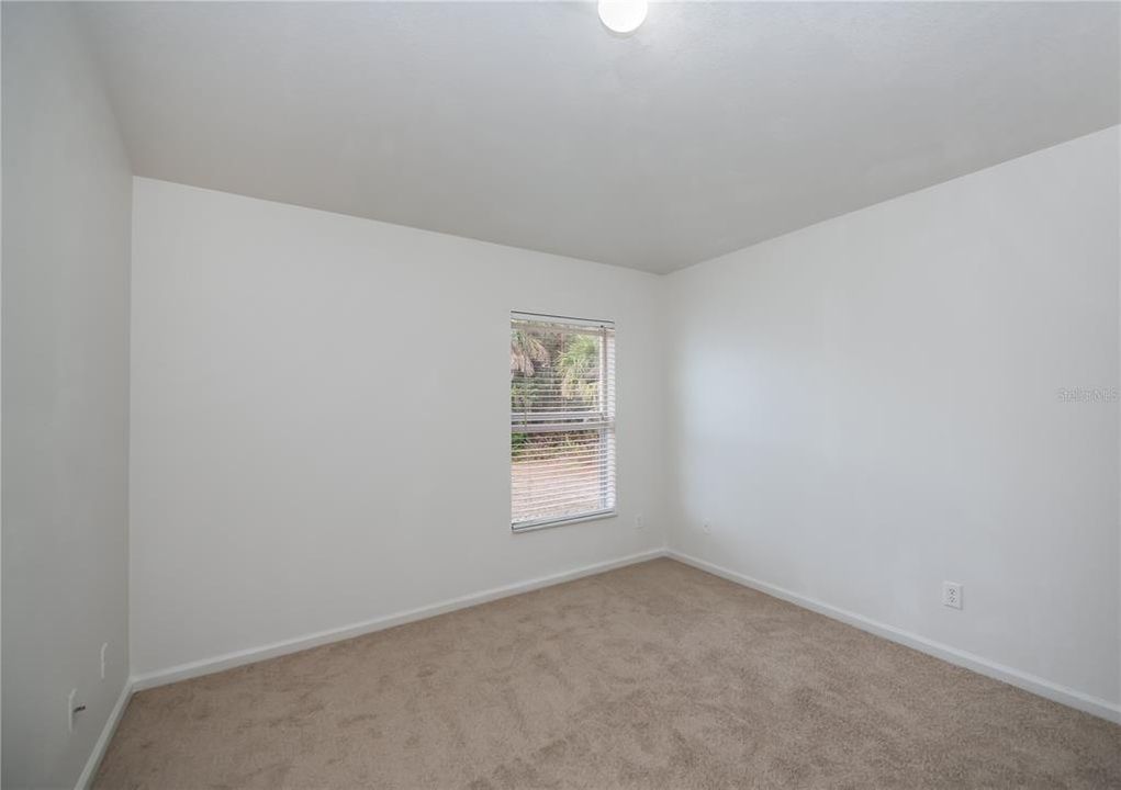 Active With Contract: $239,000 (3 beds, 2 baths, 1302 Square Feet)