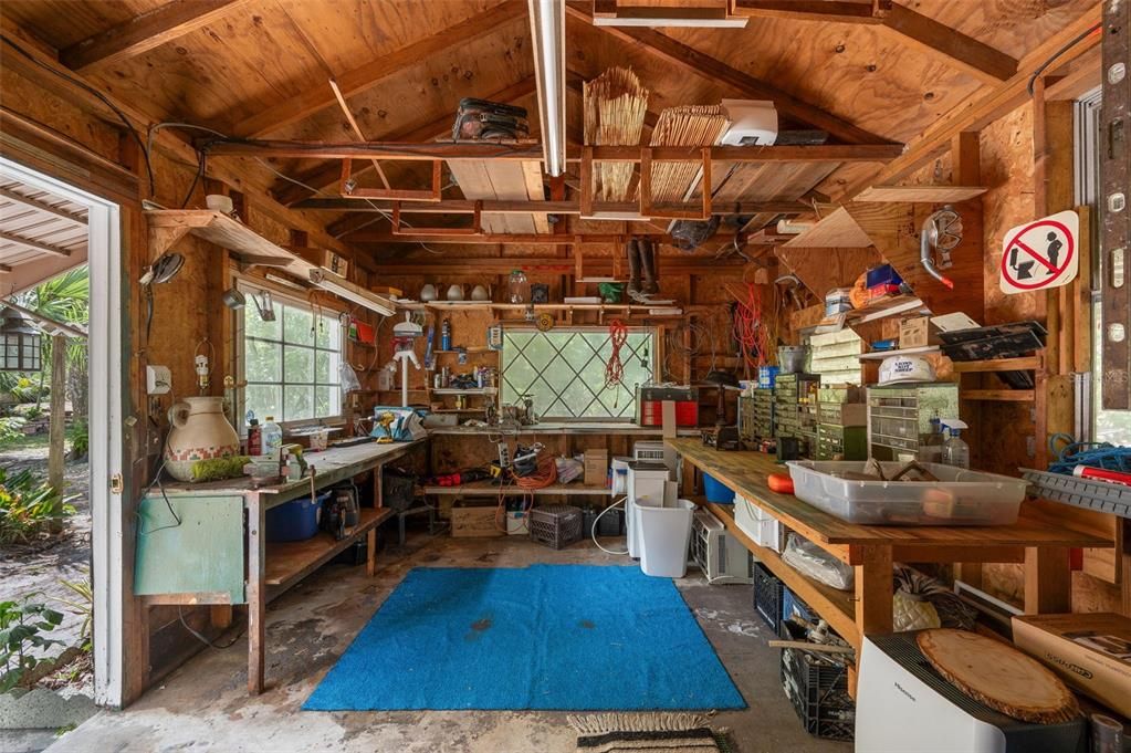 For Sale: $349,000 (2 beds, 1 baths, 1247 Square Feet)