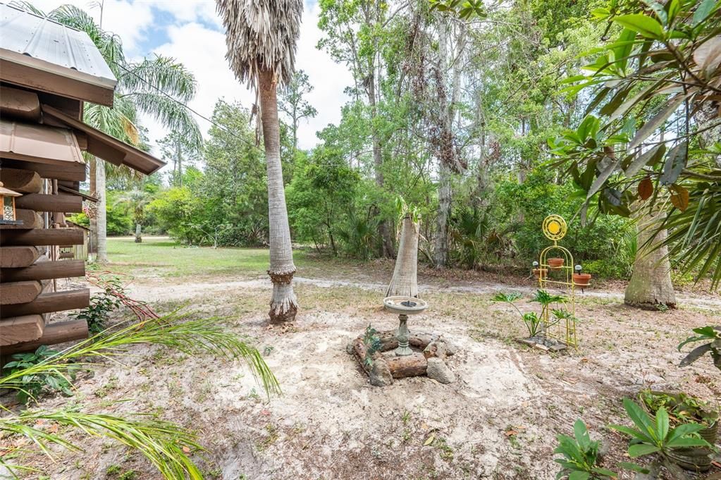 For Sale: $349,000 (2 beds, 1 baths, 1247 Square Feet)