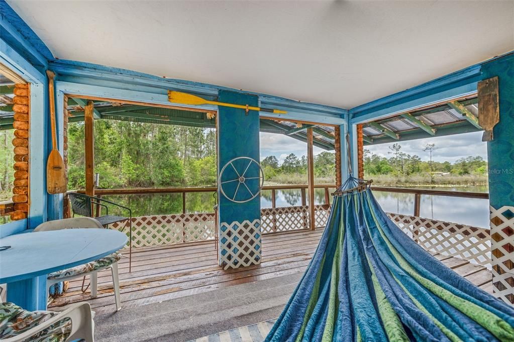 For Sale: $349,000 (2 beds, 1 baths, 1247 Square Feet)