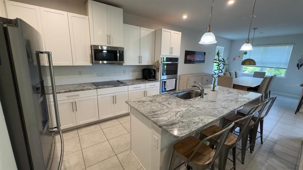 For Sale: $650,000 (3 beds, 2 baths, 2146 Square Feet)