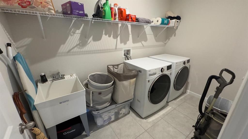 For Sale: $650,000 (3 beds, 2 baths, 2146 Square Feet)