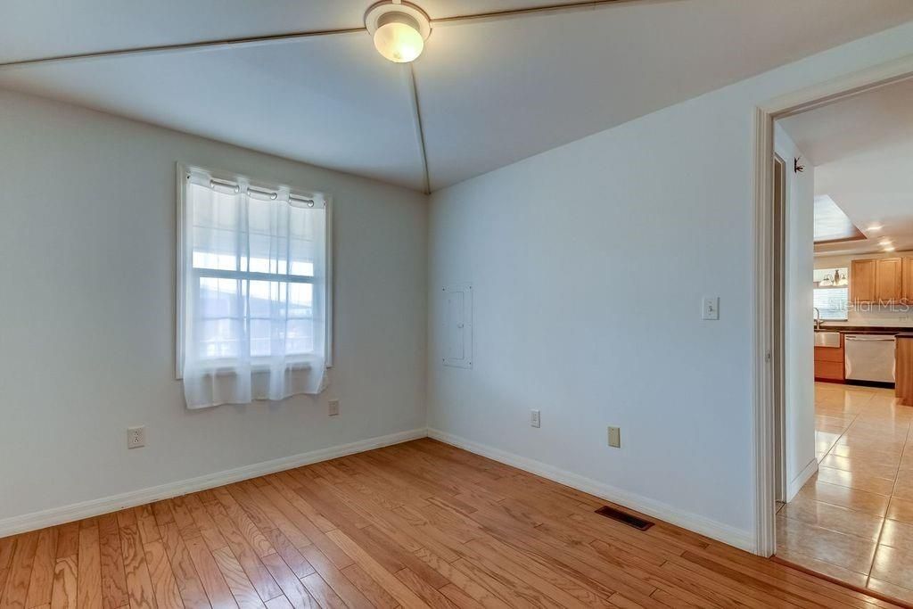 En Venta: $195,000 (2 camas, 2 baños, 1128 Pies cuadrados)