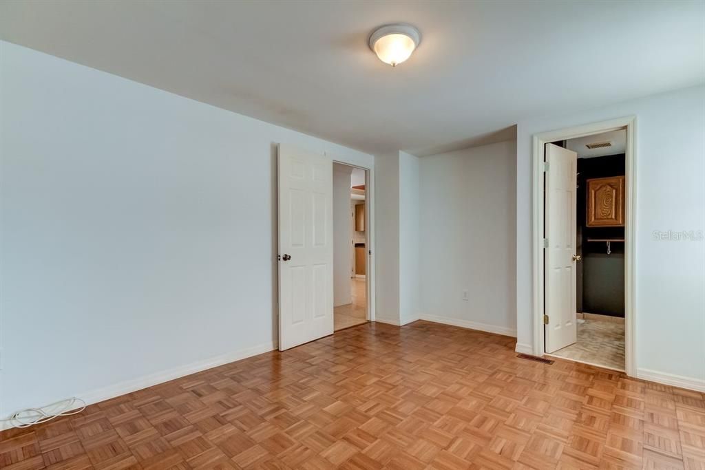 En Venta: $195,000 (2 camas, 2 baños, 1128 Pies cuadrados)